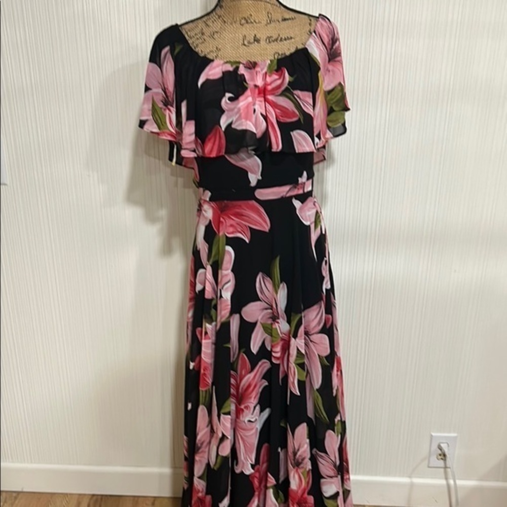 Forever Unique NWT Black Maxi Dress with Pink Floral Pattern